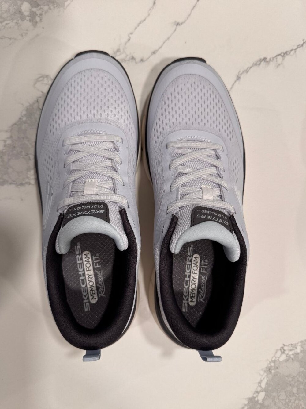 Skechers sneakers womens size 9.5 in baby blue
